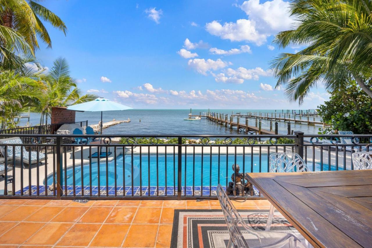 Вилла Keys Oceanfront Beauty Dock And Pool Маратон Экстерьер фото